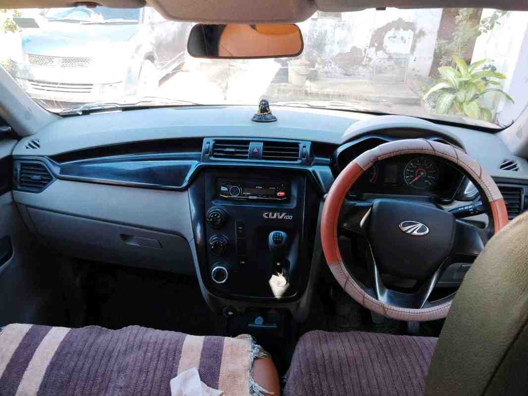kuv 100