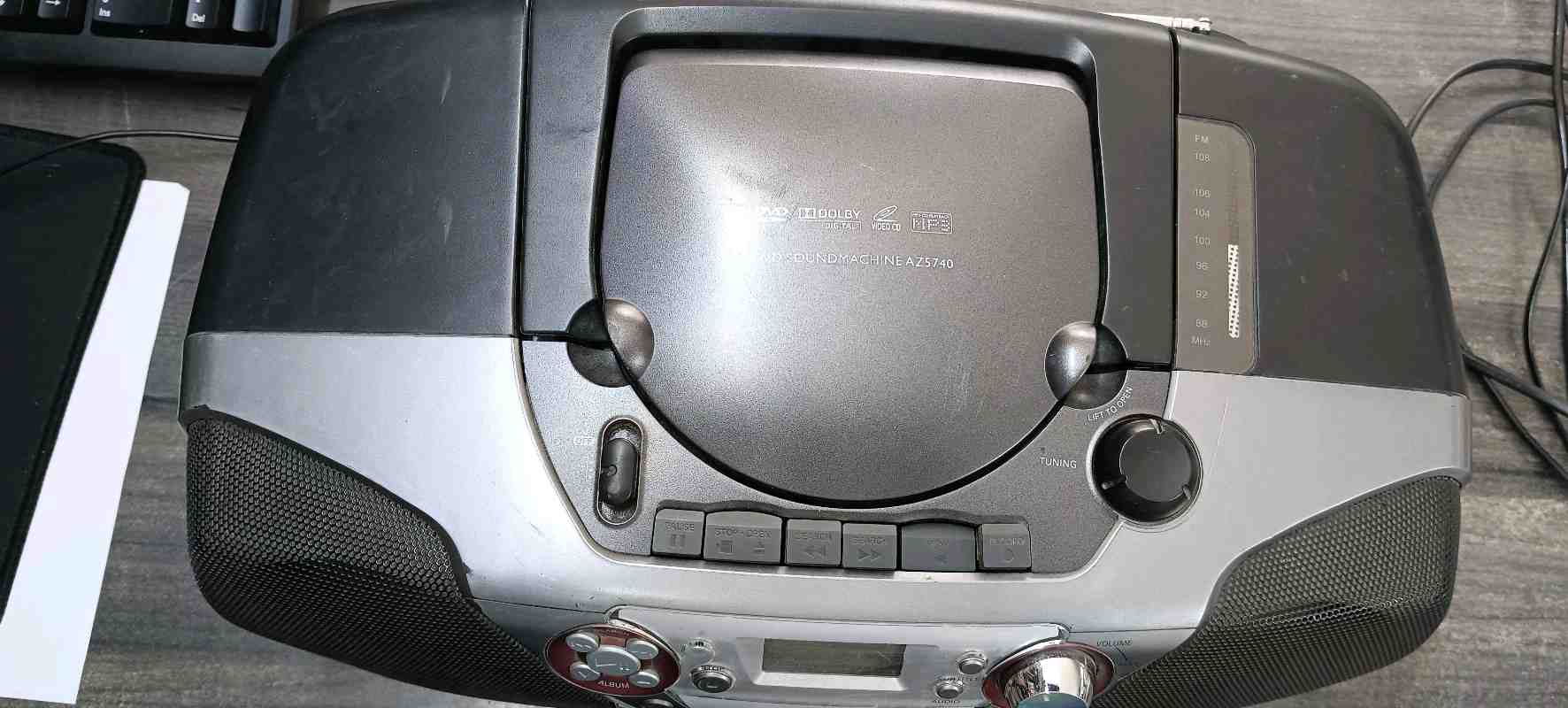 Philips boombox