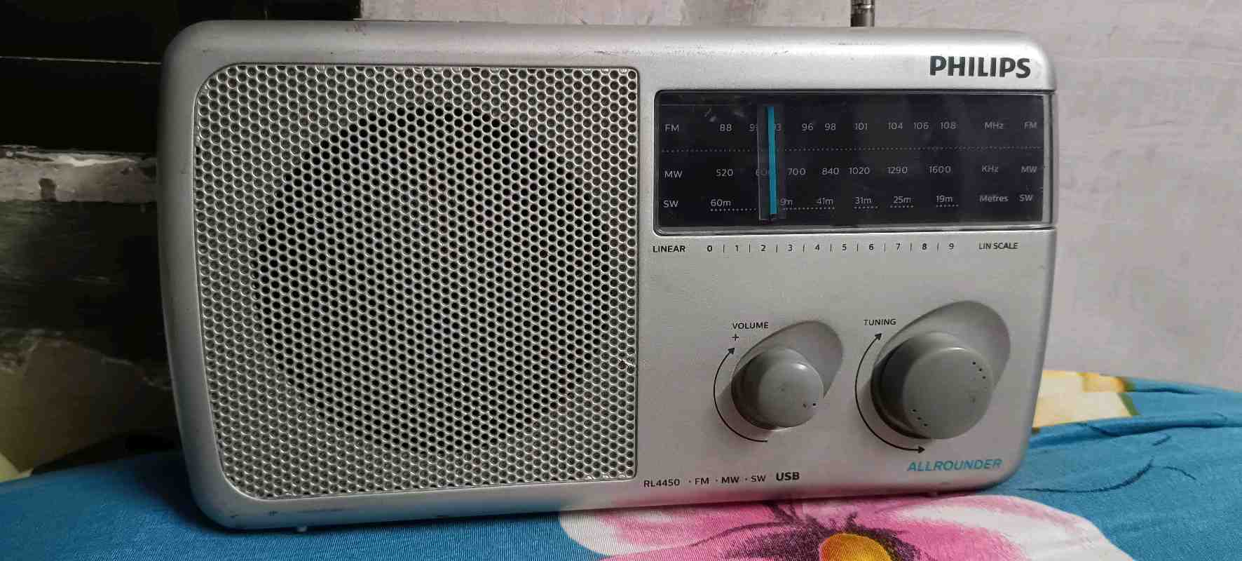 Philips panasonic sony piyanor