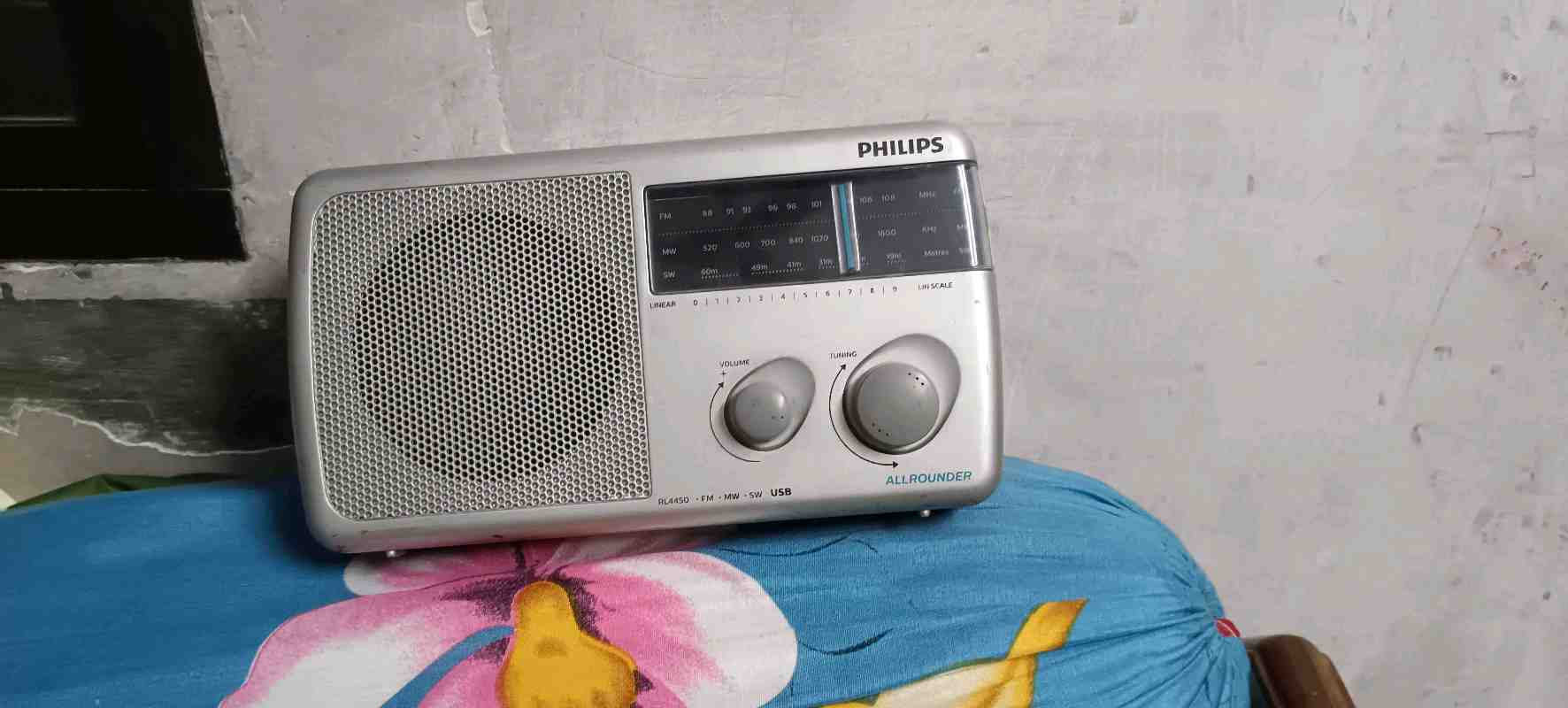 Philips panasonic sony piyanor