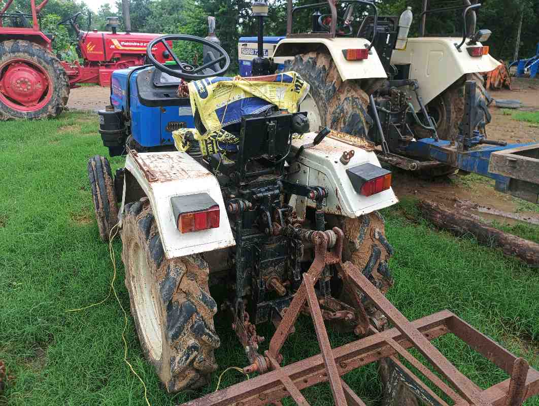 tractor